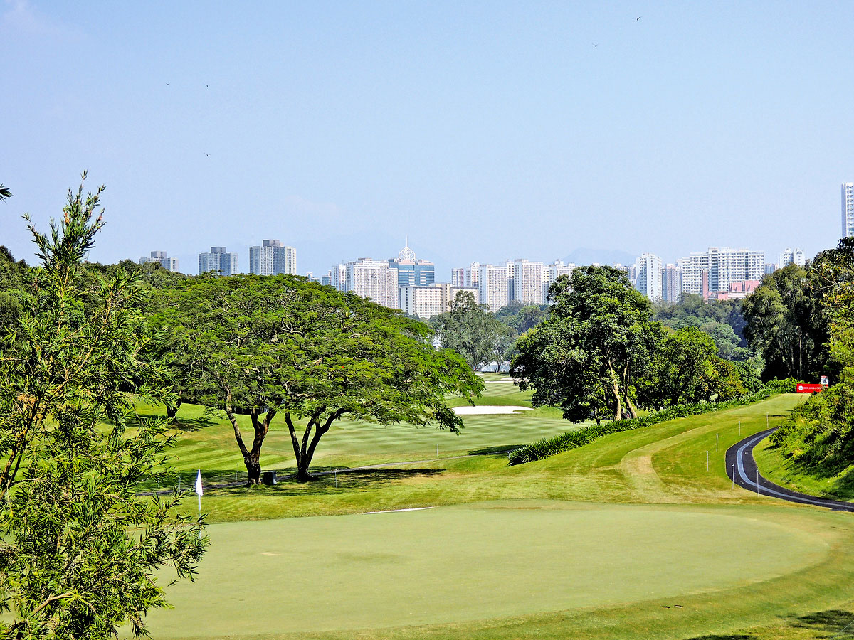 面積達172公頃、大小等同荃灣的粉嶺高爾夫球場只有2,610個會員。
