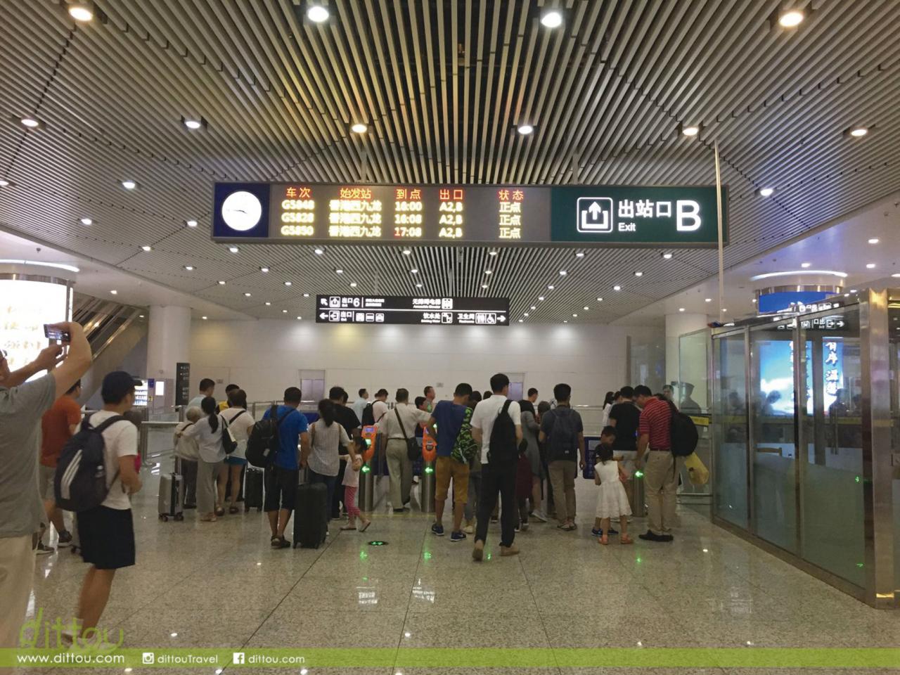 香港乘高鐵到福田車程只需要十五分鐘，便利港人。