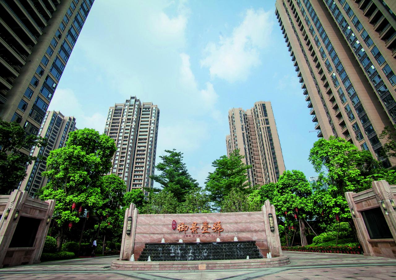 為吸引香港人才，黃埔區和海珠區放寬買樓令。