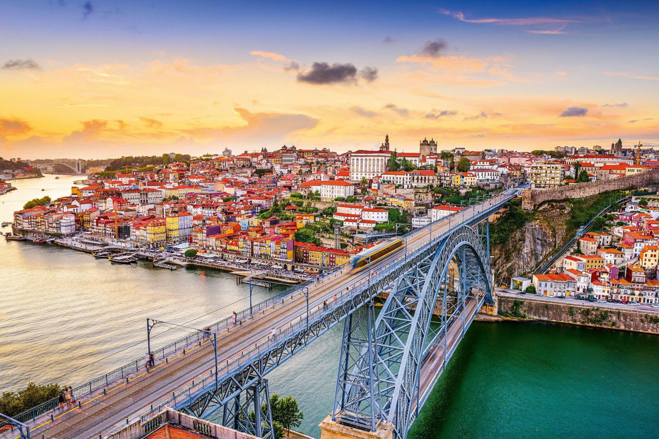 在實行「黃金簽證」的六年中，葡萄牙共吸引外來投資41.55億歐元，其中房產交易額達37.88億歐元。