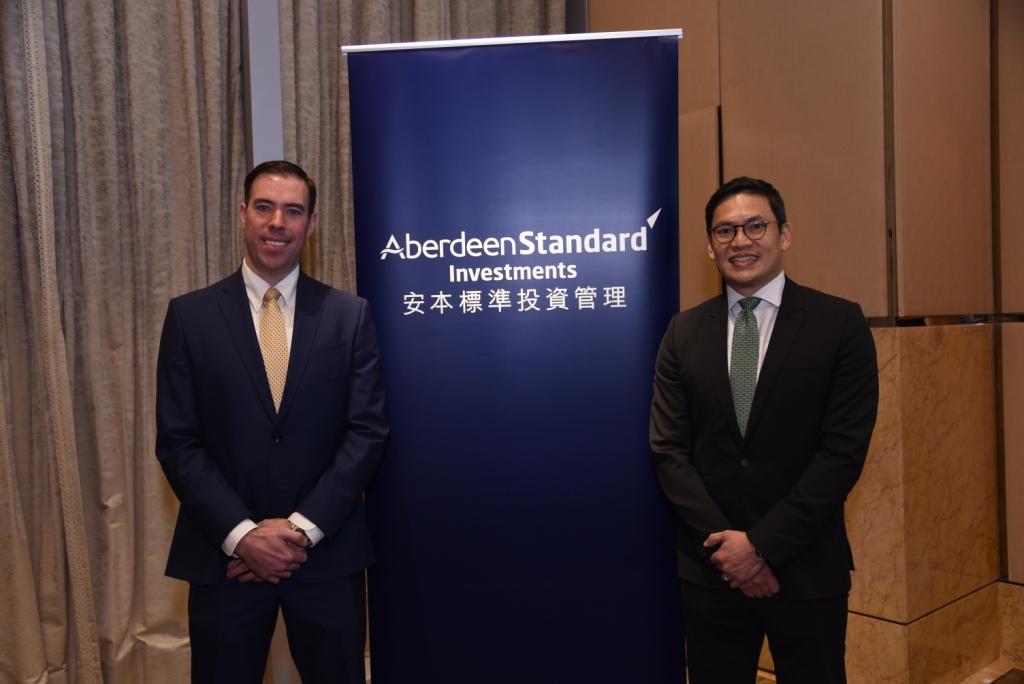 安本標準投資管理新興市場高級經濟師Alexander Wolf（左）及安本標準投資管理中國及香港股票投資主管姚鴻耀（右）。