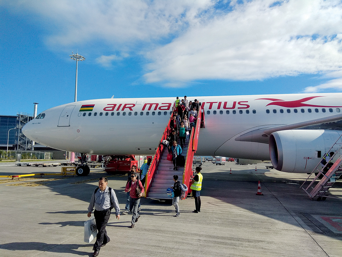 Air Mauritius 直航毛里裘斯。