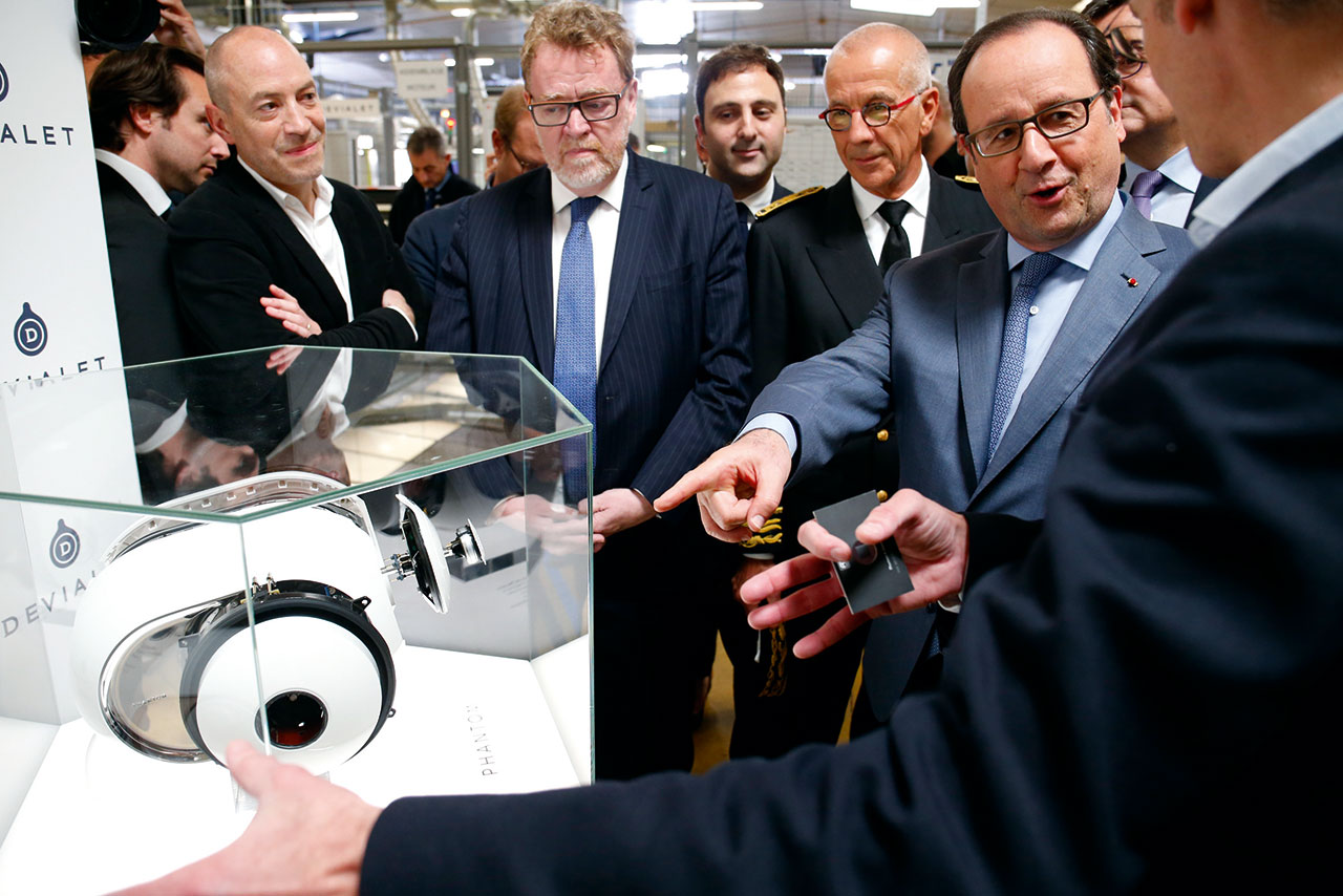 前任法國總統奧朗德（François Hollande）曾於2016參觀該廠房。