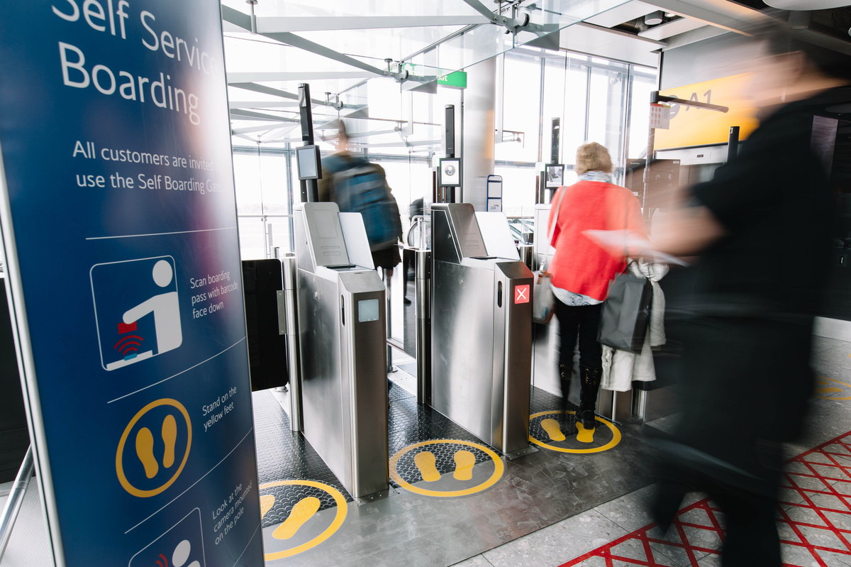 英航的乘客於希斯路機場可以使用生物認證技術登機。