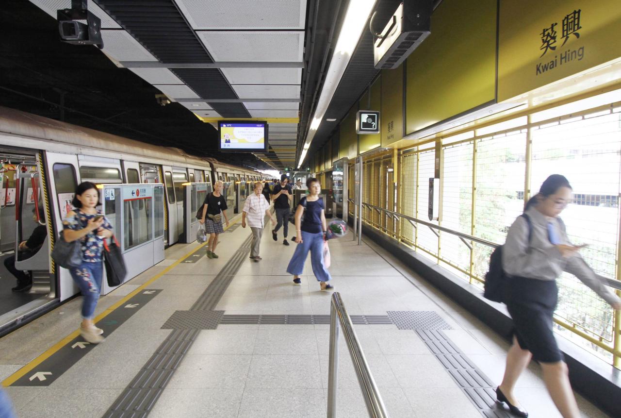 葵涌區的工廈較接近港鐵站，故升值潛力更高。