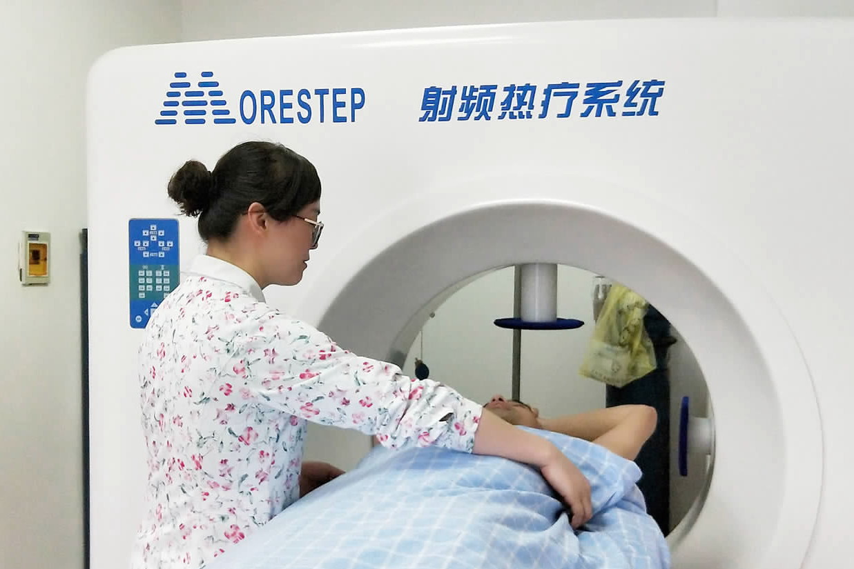 根據市場調查，中國的腫瘤患者人數上升速度較美國快。