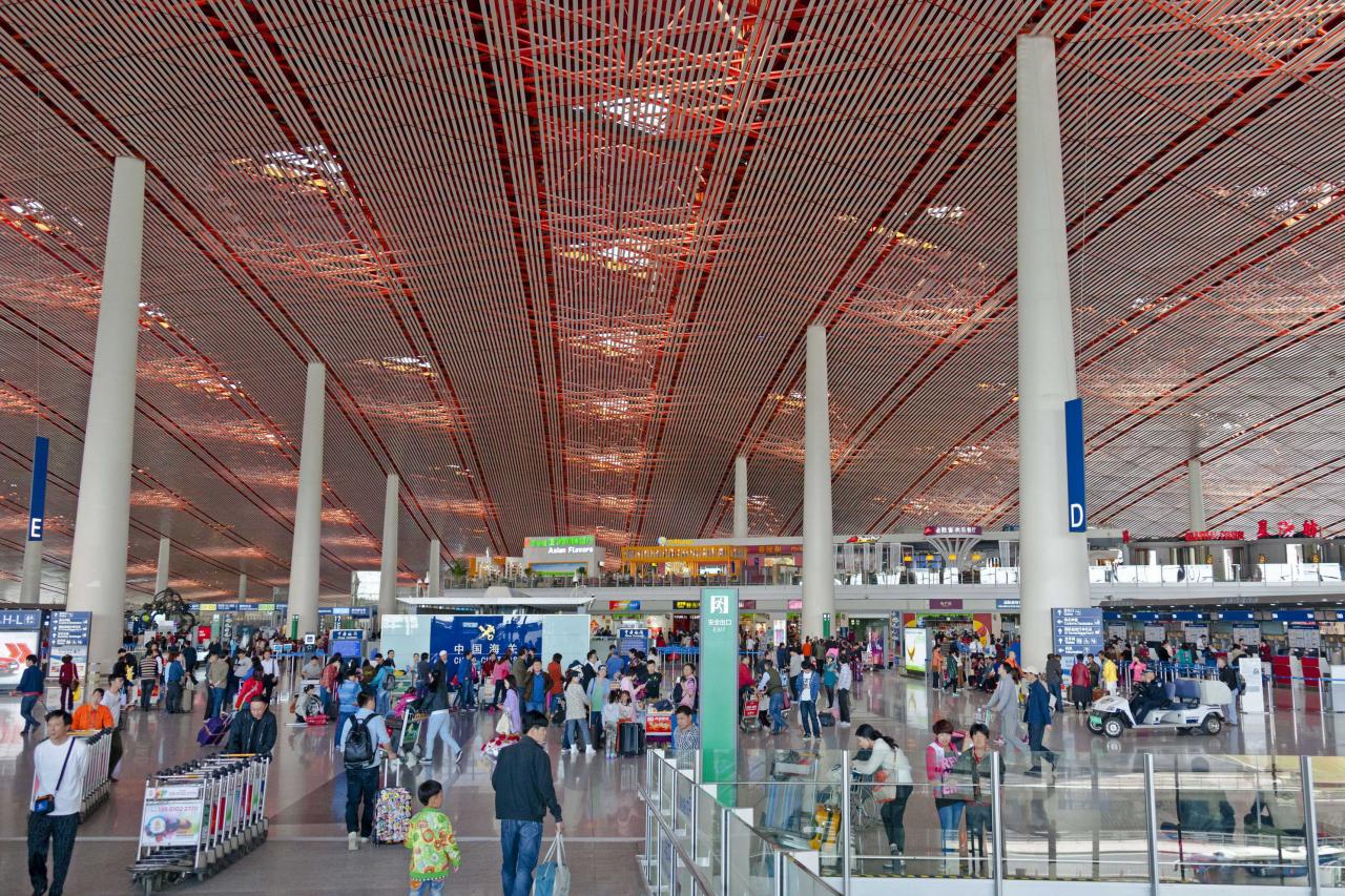 隨著旅客吞吐量的增長和結構優化，首都機場去年盈利增長理想。