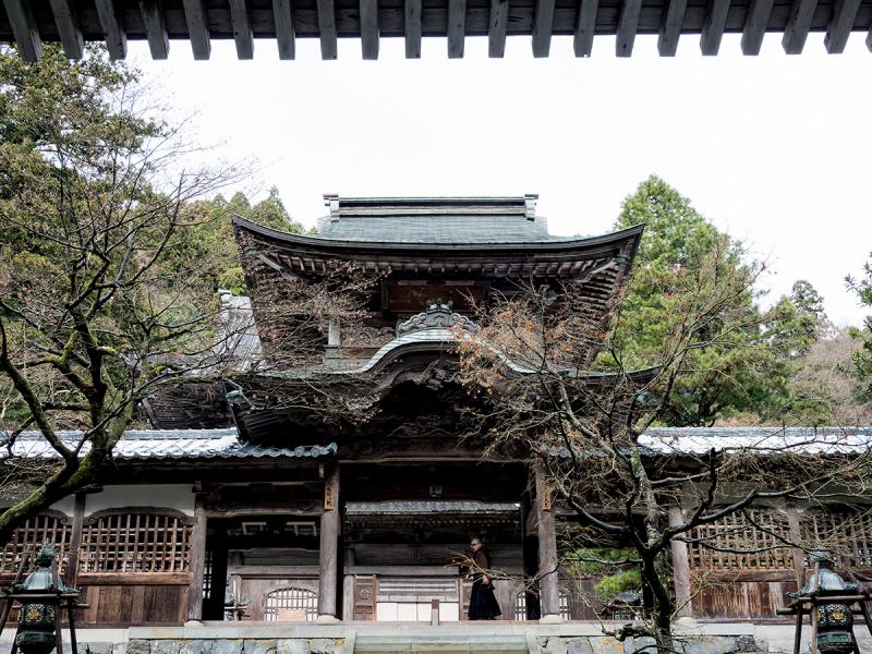 在永平寺可以參加禪修,住進寺廟中。 在永平寺可以參加禪修,住進寺廟中。