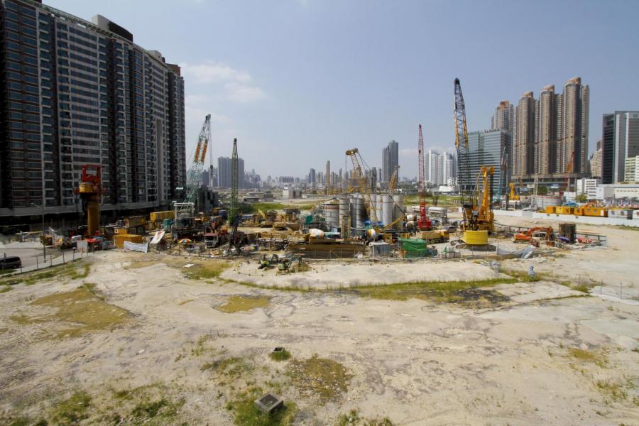 曾經是啟德的大地主,海航在短短1年間就先後將4幅啟德地全部出售。 曾經是啟德的大地主,海航在短短1年間就先後將4幅啟德地全部出售。