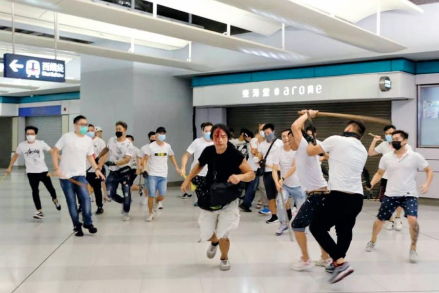 元朗的暴力事件令區內睇樓量急跌。 元朗的暴力事件令區內睇樓量急跌。