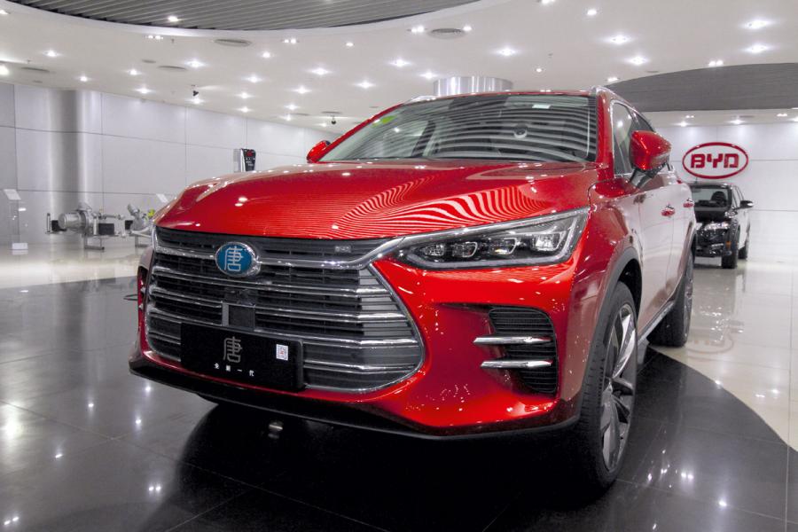 比亞迪新型號汽車外形美觀。 比亞迪新型號汽車外形美觀。