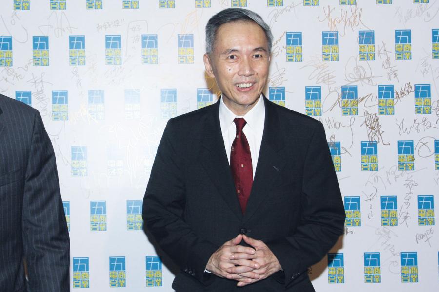黃志祥增持大酒店難與狙擊拉上關係,因為雙方關係友好,早在上世紀黃氏已被大酒店邀請出任公司獨立非執行董事。 黃志祥增持大酒店難與狙擊拉上關係,因為雙方關係友好,早在上世紀黃氏已被大酒店邀請出任公司獨立非執行董事。