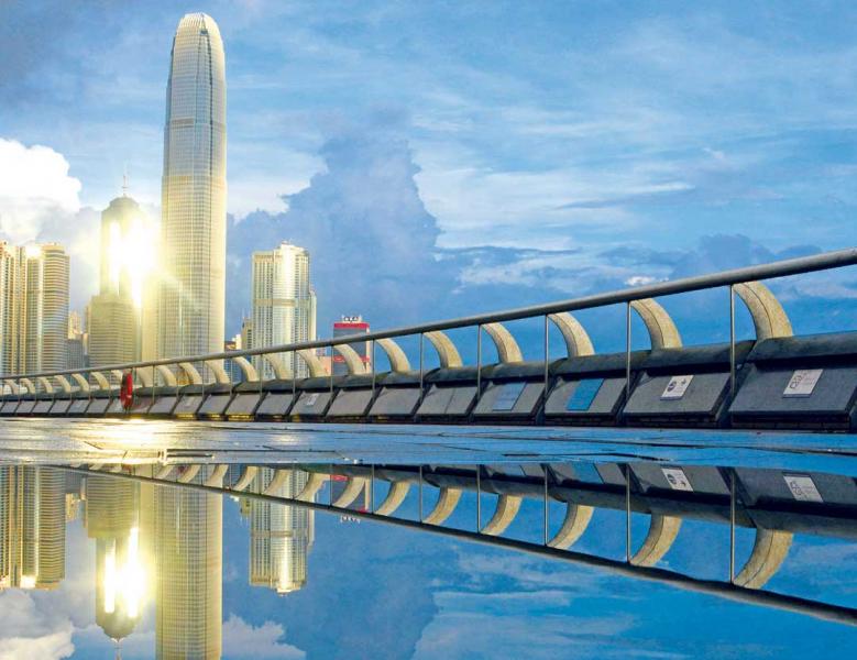 創新科技將是香港未來發展的主要道路。 創新科技將是香港未來發展的主要道路。