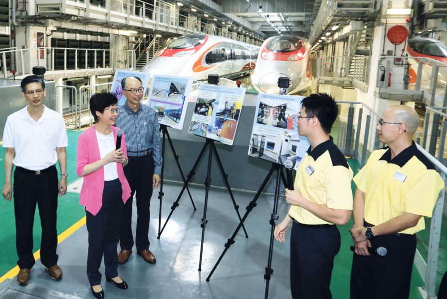 特首林鄭月娥稱,高鐵香港段通車後,對香港經濟、社會及人流流動都有很大裨益。 特首林鄭月娥稱,高鐵香港段通車後,對香港經濟、社會及人流流動都有很大裨益。