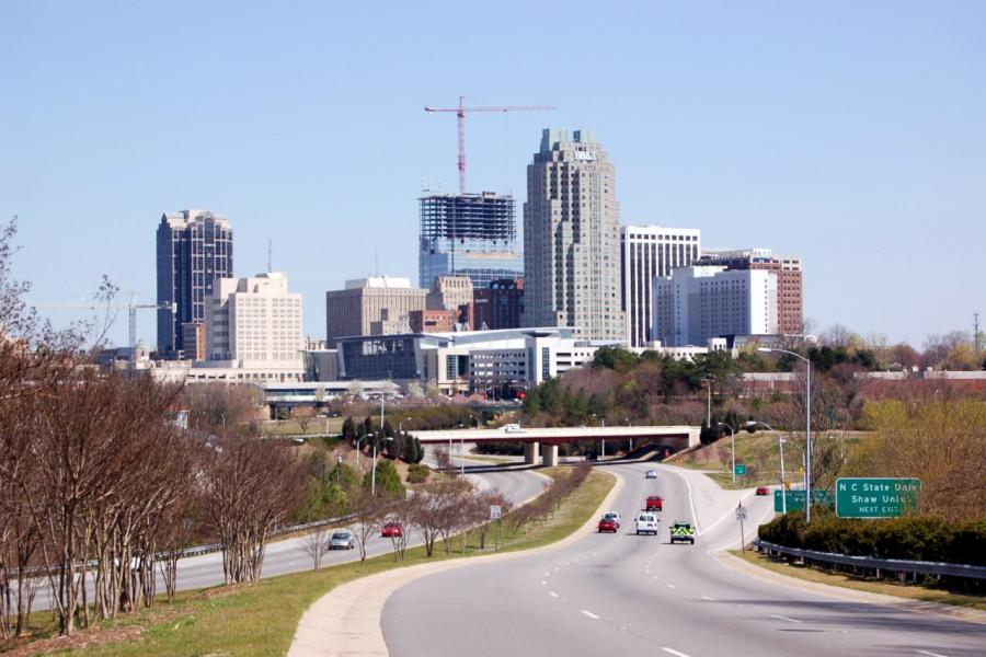 北卡的羅利(Raleigh)及夏洛特(Charlotte)成為全美最具競爭力房地產市場。 北卡的羅利(Raleigh)及夏洛特(Charlotte)成為全美最具競爭力房地產市場。