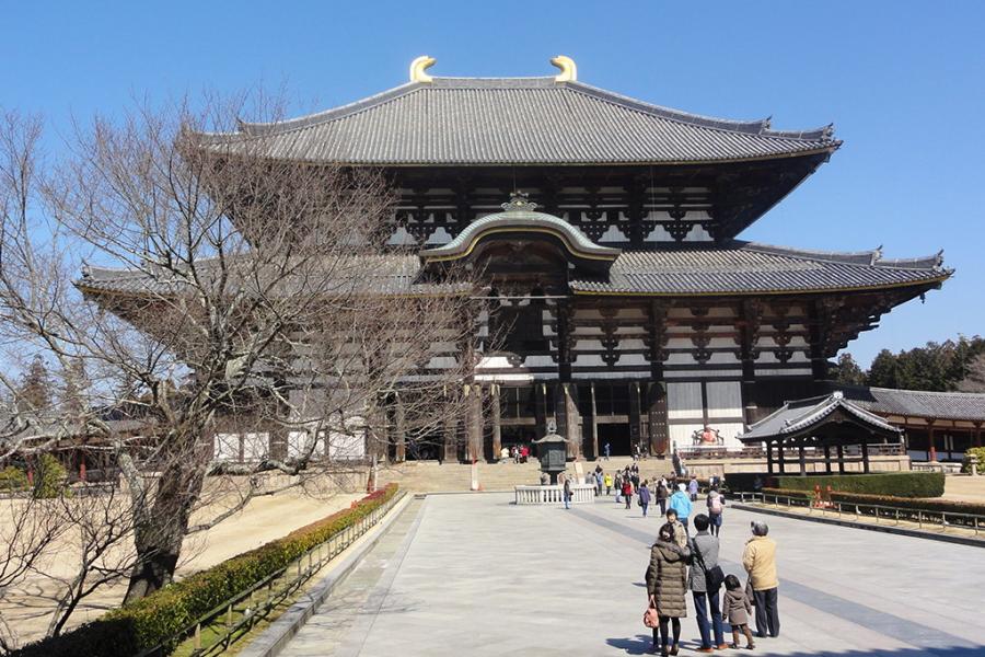 從華東地區前往日本旅遊的出境旅客人數,由2014年的約70萬人增加至2018年的230萬人。 從華東地區前往日本旅遊的出境旅客人數,由2014年的約70萬人增加至2018年的230萬人。