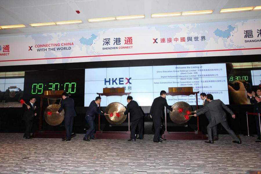 主板市值由2億元提升至5億元,預料明年中小型企業上市的數量將減少。 主板市值由2億元提升至5億元,預料明年中小型企業上市的數量將減少。