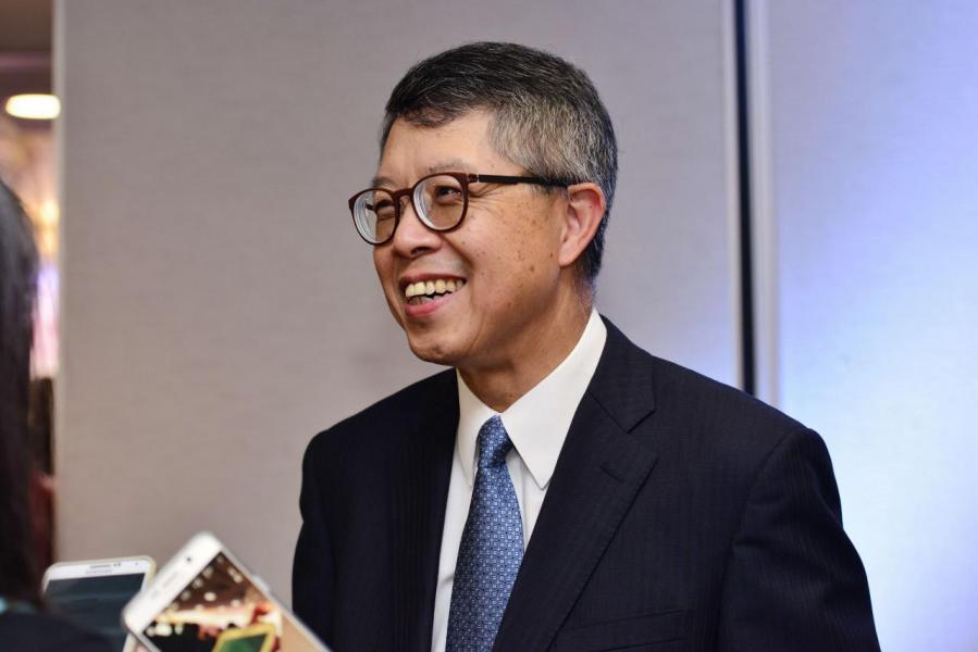 九龍倉建議分拆投資物業業務九倉置業於聯交所主板獨立上。 九龍倉建議分拆投資物業業務九倉置業於聯交所主板獨立上。