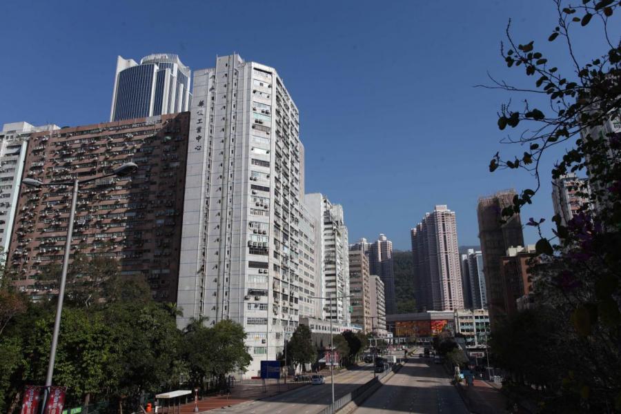 住宅樓價不斷升,相比之下工廈更具投資價值。 住宅樓價不斷升,相比之下工廈更具投資價值。