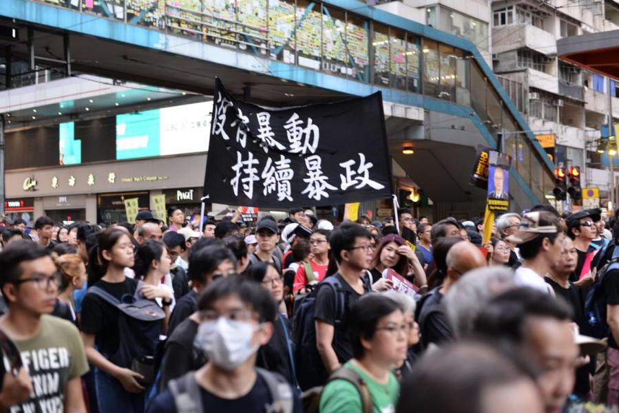 政府開拓新土地資源又屢屢受挫,特別是近期受到社會衝突影響。 政府開拓新土地資源又屢屢受挫,特別是近期受到社會衝突影響。