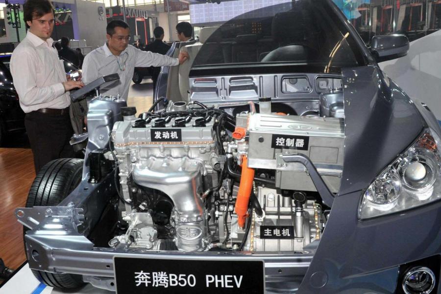中國希望培育出龍頭電動車車企。 中國希望培育出龍頭電動車車企。