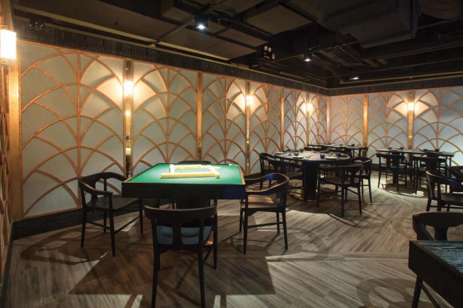 這裡設有麻將廳,大家品嚐過美味佳餚後,可與三五知己一邊享受竹戰樂趣,一邊細味茶香雞尾酒。 這裡設有麻將廳,大家品嚐過美味佳餚後,可與三五知己一邊享受竹戰樂趣,一邊細味茶香雞尾酒。