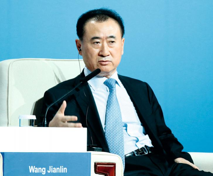 萬達董事長王健林對海外影視娛樂行業情有獨鍾。 萬達董事長王健林對海外影視娛樂行業情有獨鍾。