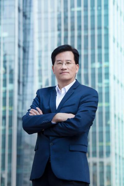 君卓策略控股有限公司主席兼行政總裁李錦堂 君卓策略控股有限公司主席兼行政總裁李錦堂