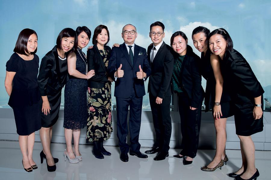 Peter Lee團隊特色以銀行財富管理專才為主組成。 Peter Lee團隊特色以銀行財富管理專才為主組成。