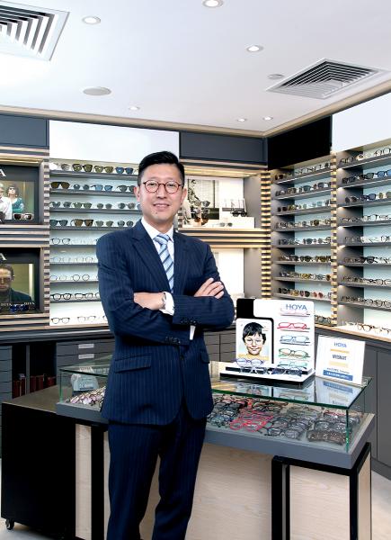 Hoya Lens Hong Kong 董事總經理關國強 Hoya Lens Hong Kong 董事總經理關國強