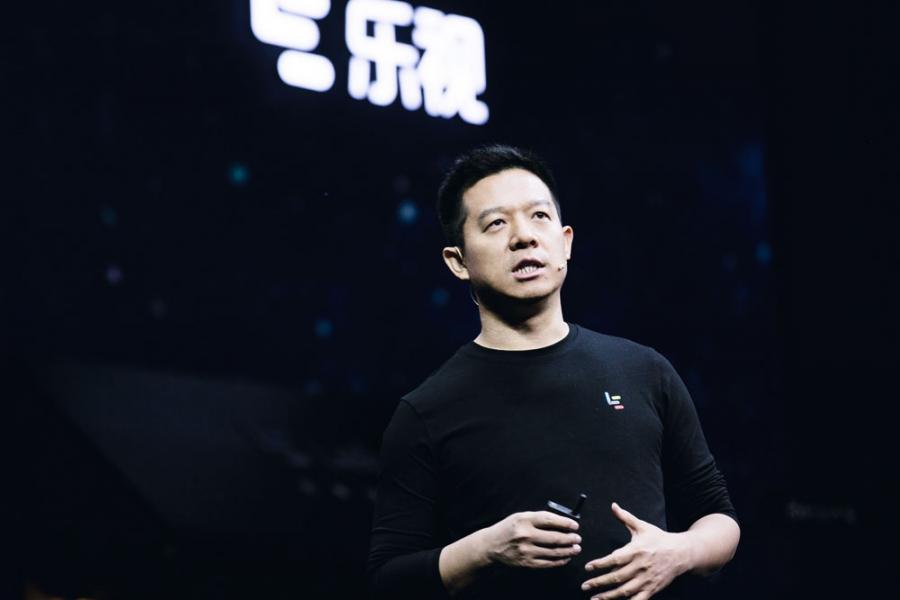 身在美國的賈躍亭一直表明會回國交待公司事宜,惜至今仍未見蹤影。 身在美國的賈躍亭一直表明會回國交待公司事宜,惜至今仍未見蹤影。