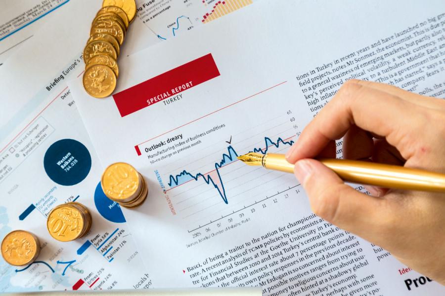 相對於傳統銀行,虛擬銀行最大優勢是服務便捷。 相對於傳統銀行,虛擬銀行最大優勢是服務便捷。