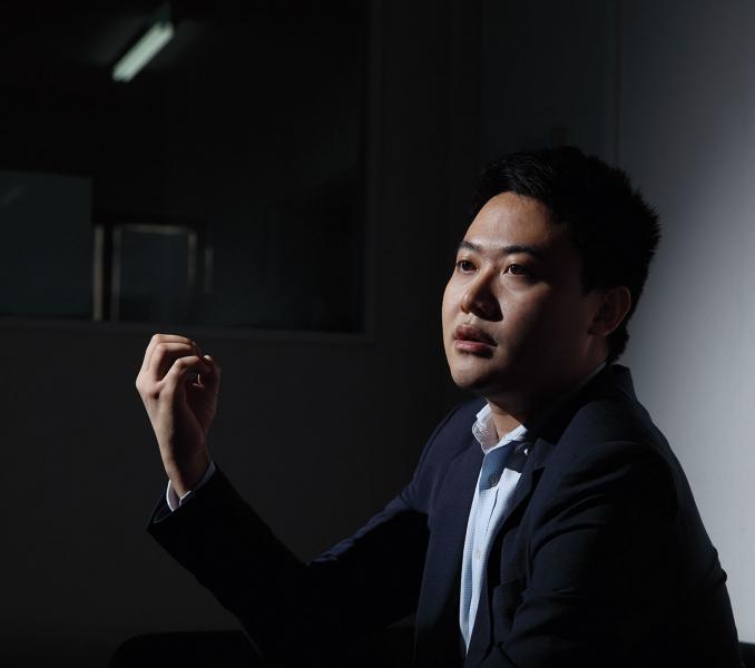 「自動販賣機是非常傳統的行業, 但當下正是新舊兩個時代交接的階段。 我們看見時代的新技術能為整個行業帶來衝擊。」 「自動販賣機是非常傳統的行業, 但當下正是新舊兩個時代交接的階段。 我們看見時代的新技術能為整個行業帶來衝擊。」