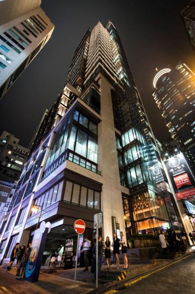 於2015年重建完成後的加州大廈。 於2015年重建完成後的加州大廈。