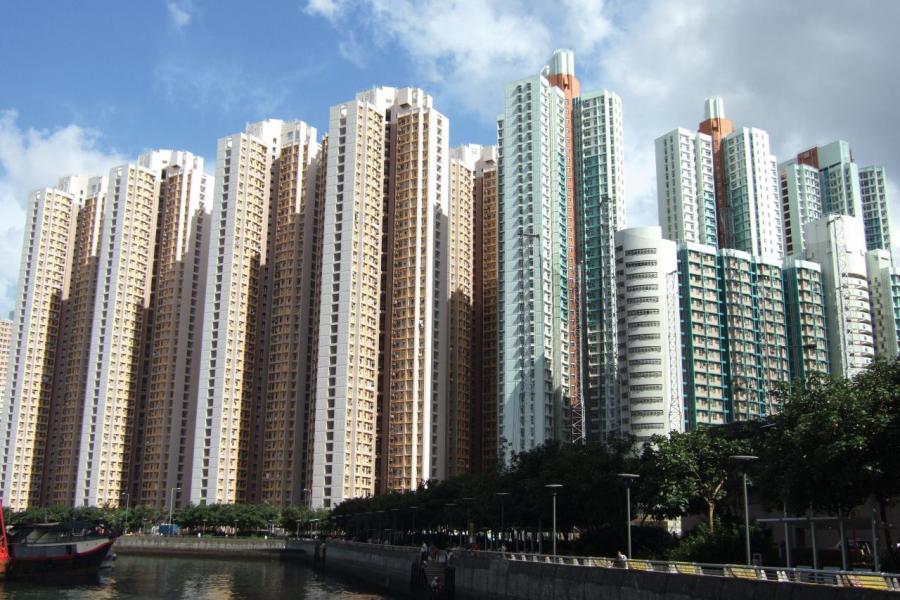 筲箕灣居屋東旭苑3房戶首達800萬元,創全港綠表居屋新高。 筲箕灣居屋東旭苑3房戶首達800萬元,創全港綠表居屋新高。