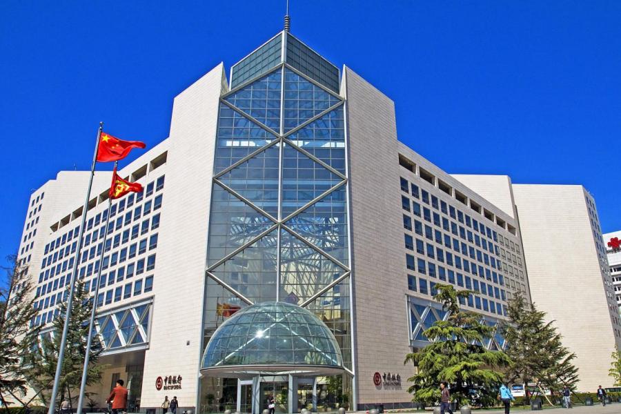 內銀股息率普遍有五厘,在大市氣氛偏淡下,會吸引「好息之徒」買入。 內銀股息率普遍有五厘,在大市氣氛偏淡下,會吸引「好息之徒」買入。
