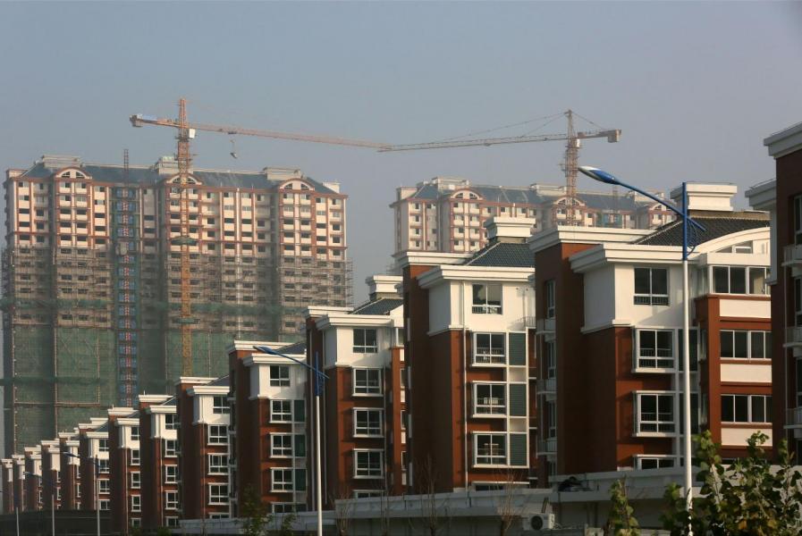 內地房企於今年5月、首五個月銷售均呈現回升,成為近日內房股股價催化劑。 內地房企於今年5月、首五個月銷售均呈現回升,成為近日內房股股價催化劑。