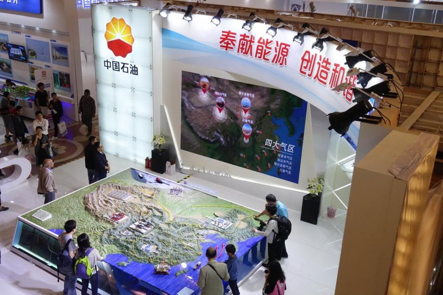 油價上升帶動下,今年上半年三桶油業績予市場驚喜。 油價上升帶動下,今年上半年三桶油業績予市場驚喜。