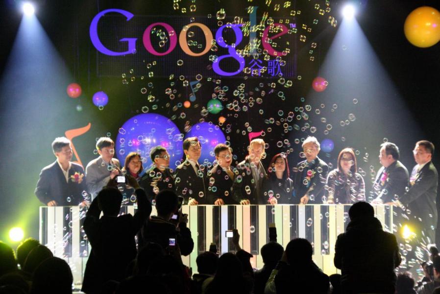 智能手機操作系統由Google獨大。 智能手機操作系統由Google獨大。