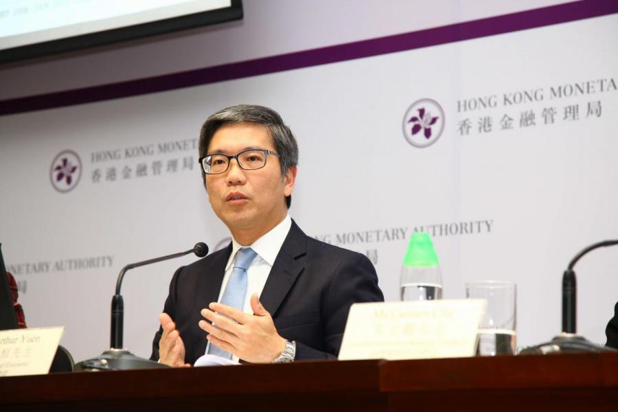 金管局副總裁阮國恒指有八間非傳統金融機構表示有意設立虛擬銀行。 金管局副總裁阮國恒指有八間非傳統金融機構表示有意設立虛擬銀行。