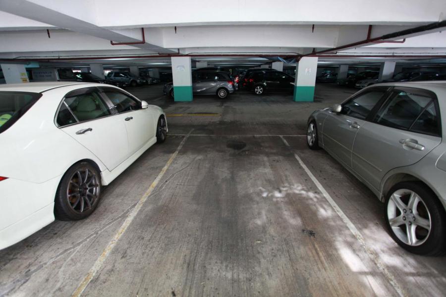 上月車位成交再趨活躍。 上月車位成交再趨活躍。
