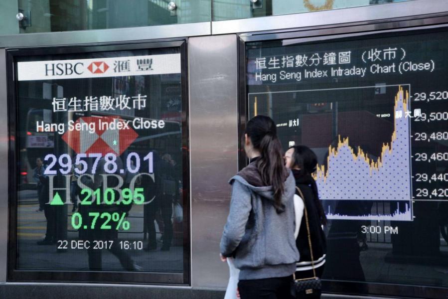 今年港股表現標青,年內累升逾三成四。 今年港股表現標青,年內累升逾三成四。