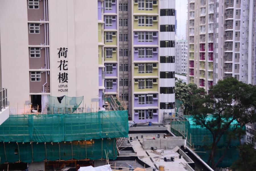 政府更改了土地供應的公、私營比例,此將會進一步降低私人住宅供應。 政府更改了土地供應的公、私營比例,此將會進一步降低私人住宅供應。