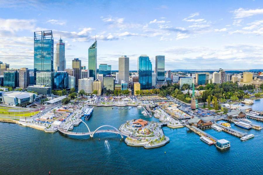 靠近市中心的河畔城區東珀斯,環境優美兼擁地利。 靠近市中心的河畔城區東珀斯,環境優美兼擁地利。