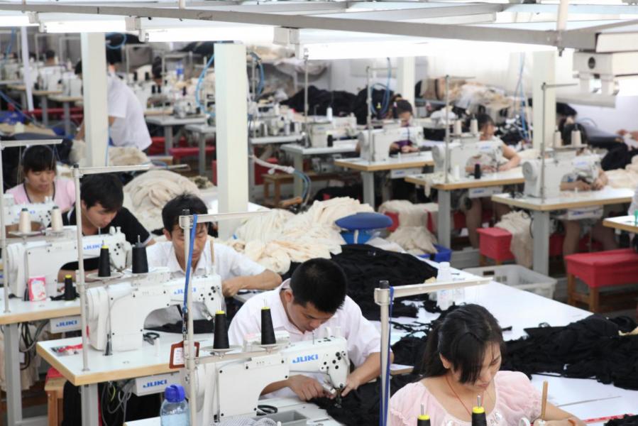東莞由中國工廠不斷升級,發展一日千里。 東莞由中國工廠不斷升級,發展一日千里。