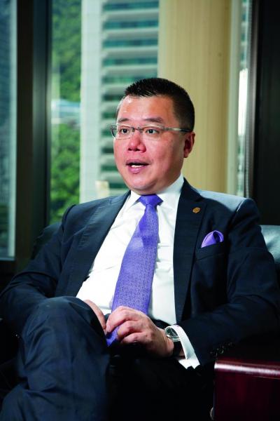前海管理局香港事務首席聯絡官洪為民 前海管理局香港事務首席聯絡官洪為民