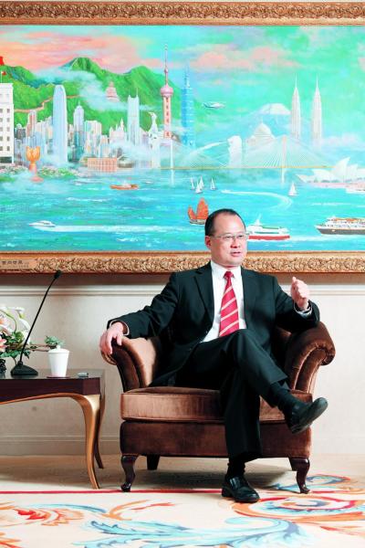 香港中華總商會會長蔡冠深 香港中華總商會會長蔡冠深