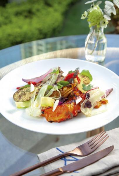 Mediterranean octopus “à la plancha”, confit vegetables, romesco sauce:產自地中海的章魚烤得軟稔入味,伴以油封雜菜,以及微甜的烤紅椒堅果醬,讓章魚的鮮味更突出。 Mediterranean octopus “à la plancha”, confit vegetables, romesco sauce:產自地中海的章魚烤得軟稔入味,伴以油封雜菜,以及微甜的烤紅椒堅果醬,讓章魚的鮮味更突出。