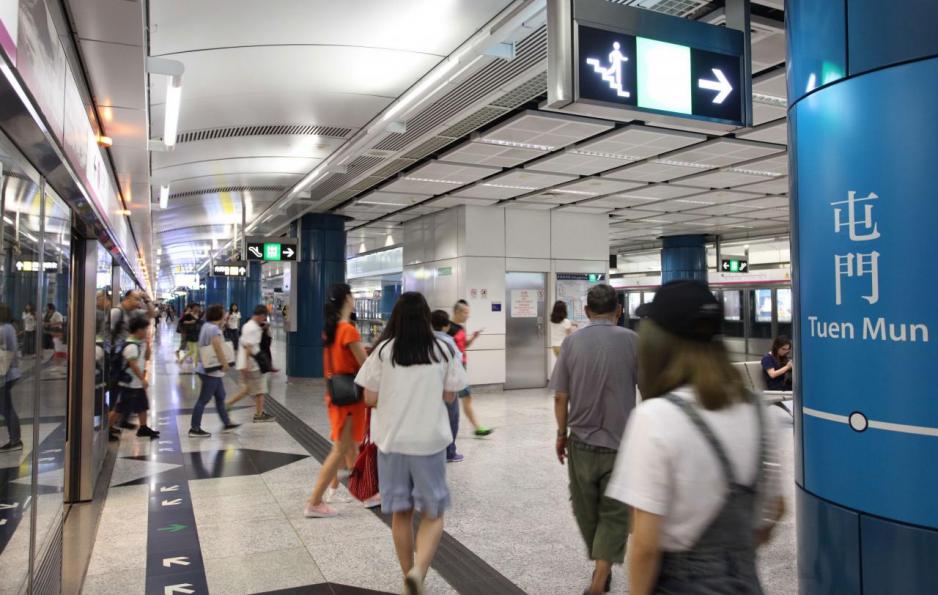 屯門的樓價較市區低水,故吸引不少上車人士尋找上車盤。 屯門的樓價較市區低水,故吸引不少上車人士尋找上車盤。