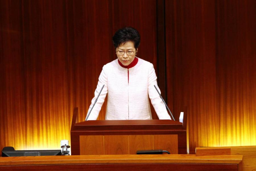 林鄭決定將東大嶼項目的規模擴大。 林鄭決定將東大嶼項目的規模擴大。